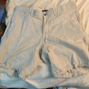 Chaps Searsucker shorts 34W